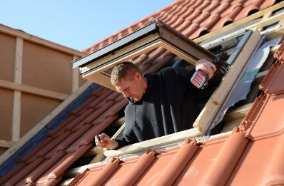 Pose de fenêtres de toit Velux à Cherville